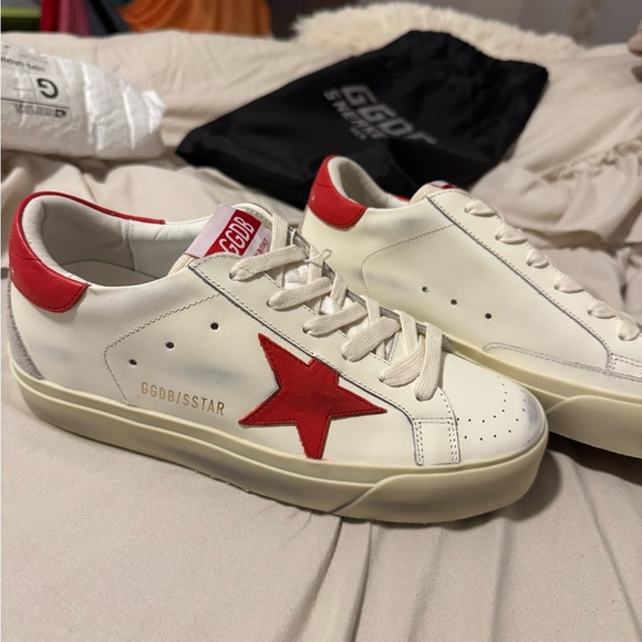 Golden Goose Women’s Off-White and Red Star Sneakers - Picture 1 of 6